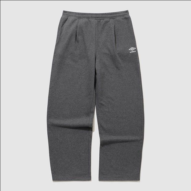 엄브로 에센셜 기모 와이드 스트레이트 팬츠 UQ423CFPO3