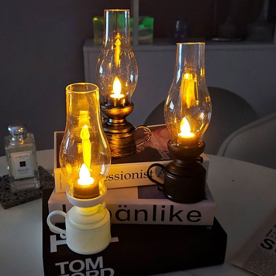 아는친구네  LED 촛불 스윙 램프 호롱불 미니 무드등