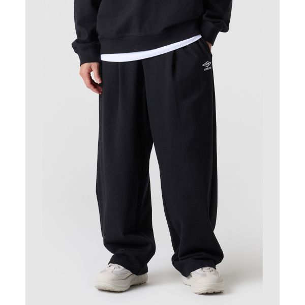 엄브로 루즈 와이드 팬츠 UR123CFP17