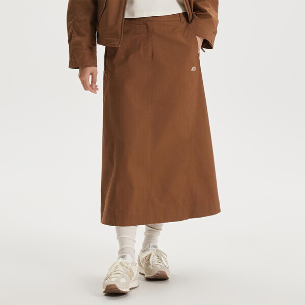 뉴발란스  NB 루나 우븐 롱 스커트 NBNWG1W212