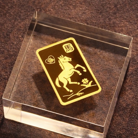 골드퀸즈  붉은말 골드바 1g