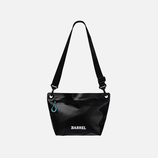 배럴  드라이 크로스 백 3L B6SUADB004BLK