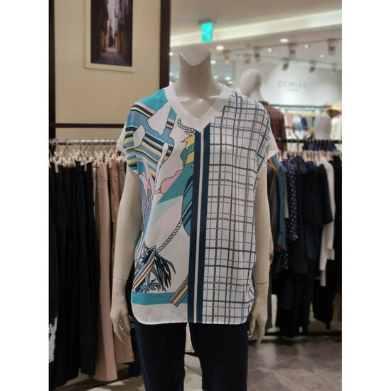 트리아나 20여름 프린트 블라우스 AG2BA07