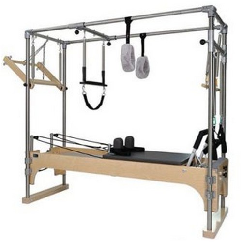 인투필라테스  캐포머