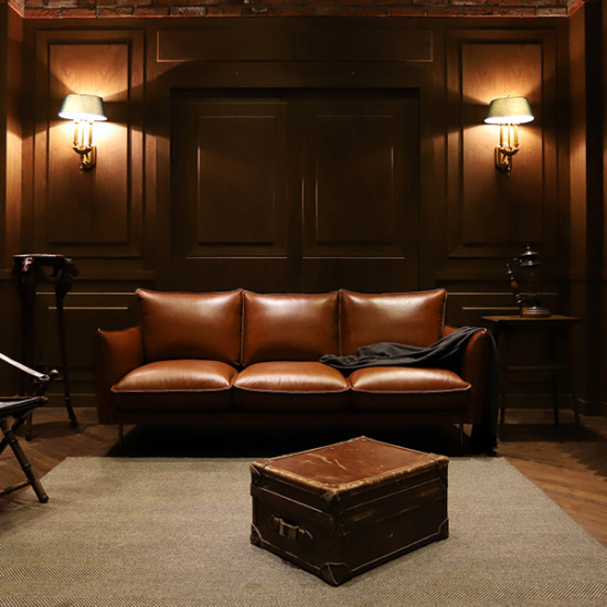 끌레오 슈테른 세미아닐린 천연가죽 소파 3인용