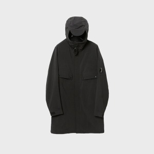 CP컴퍼니 렌즈 패치포켓 피쉬테일 야상 자켓_10CMOW021A 005968A 999