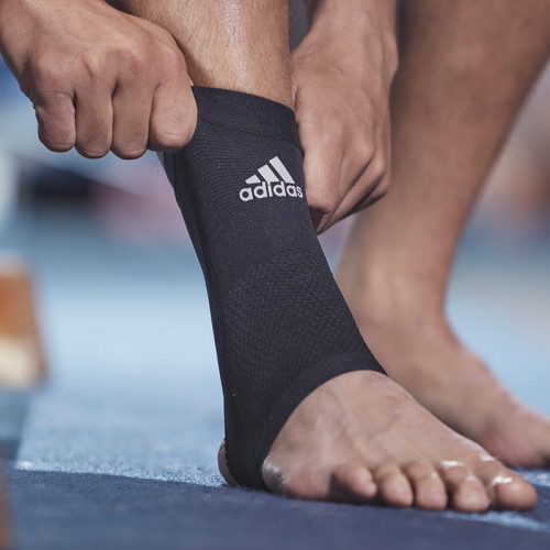 아디다스 에어로레디 발목 보호대