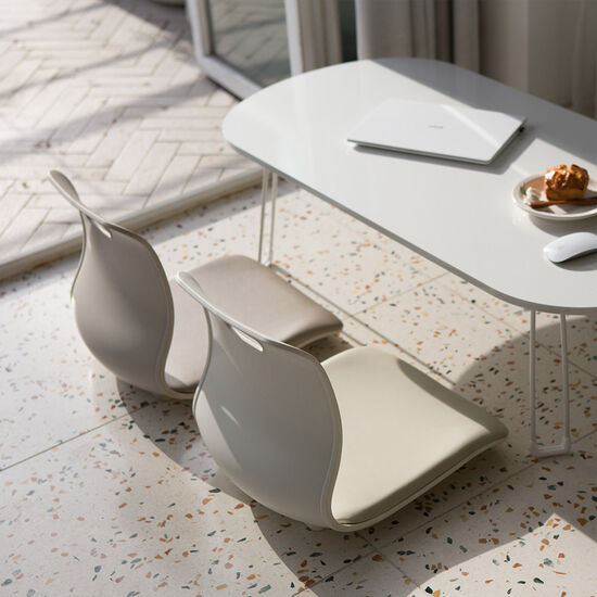 리빙숲  로이 좌식 등받이 의자