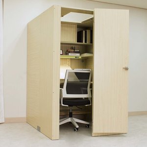 아이디어스터디  1인실 독서실책상 스터디룸 왼쪽문