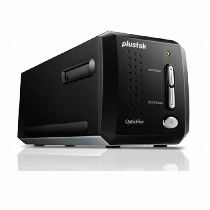 PLUSTEK  OpticFilm 8200i Ai