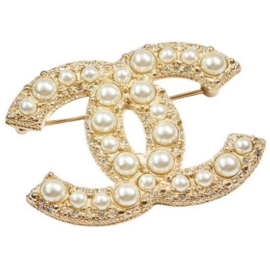 샤넬  로고 진주 브로치 A64762
