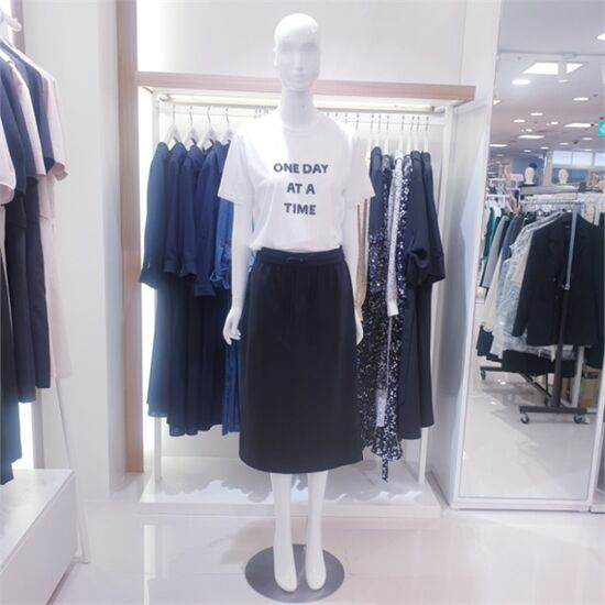 비지트인뉴욕 밴드 폴리 미디스커트 VY5SR3E