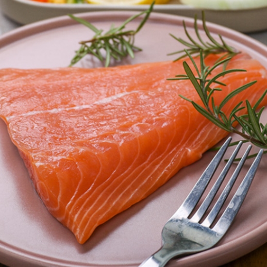 바른씨  노르웨이 생연어 꼬리살 200g